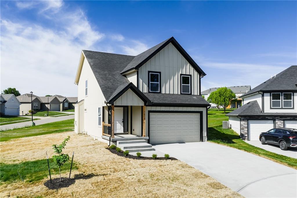 Listing Photo MLS #HMS2502049