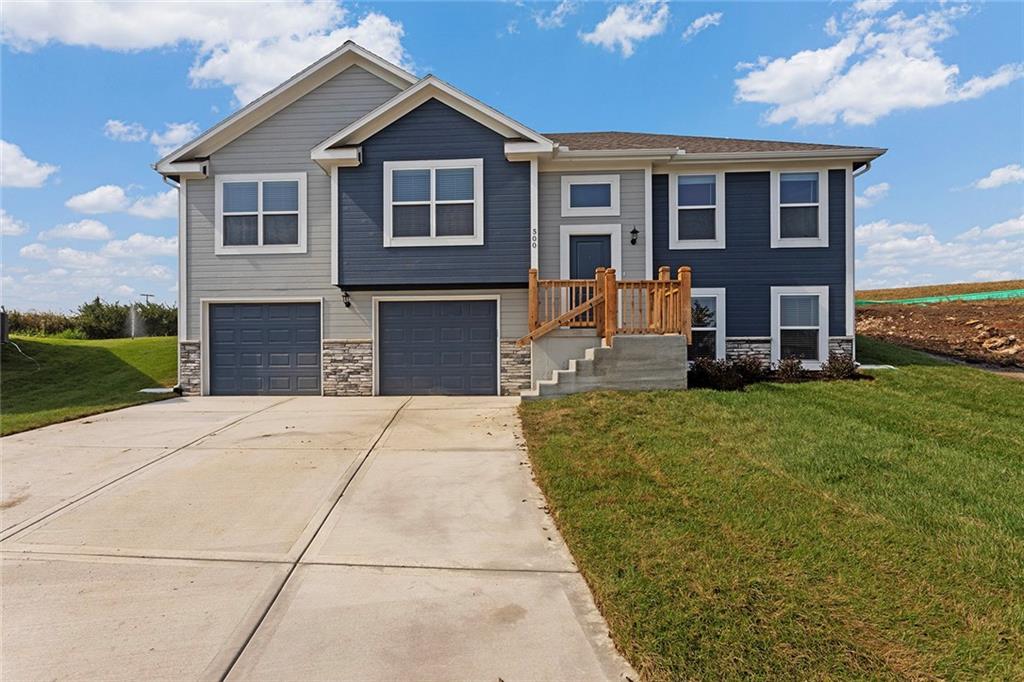 Listing Photo MLS #HMS2528025