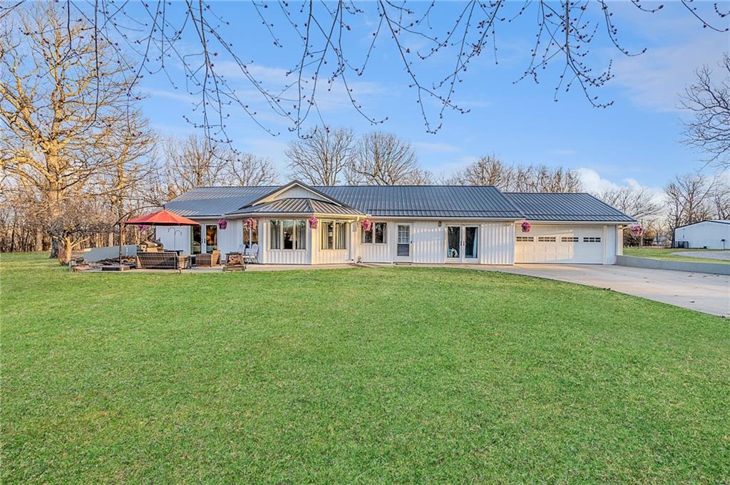 Listing Photo MLS #HMS2536001