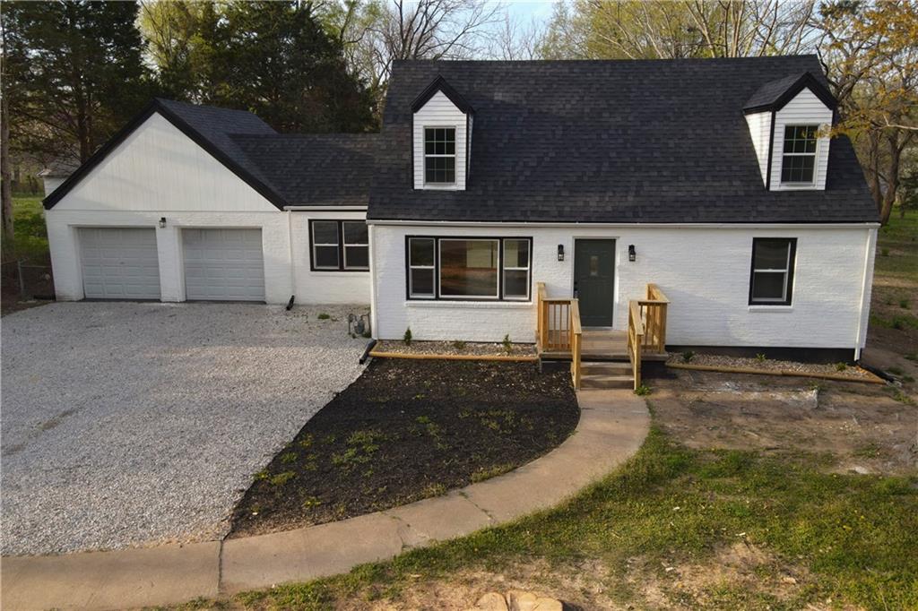 Listing Photo MLS #HMS2542474