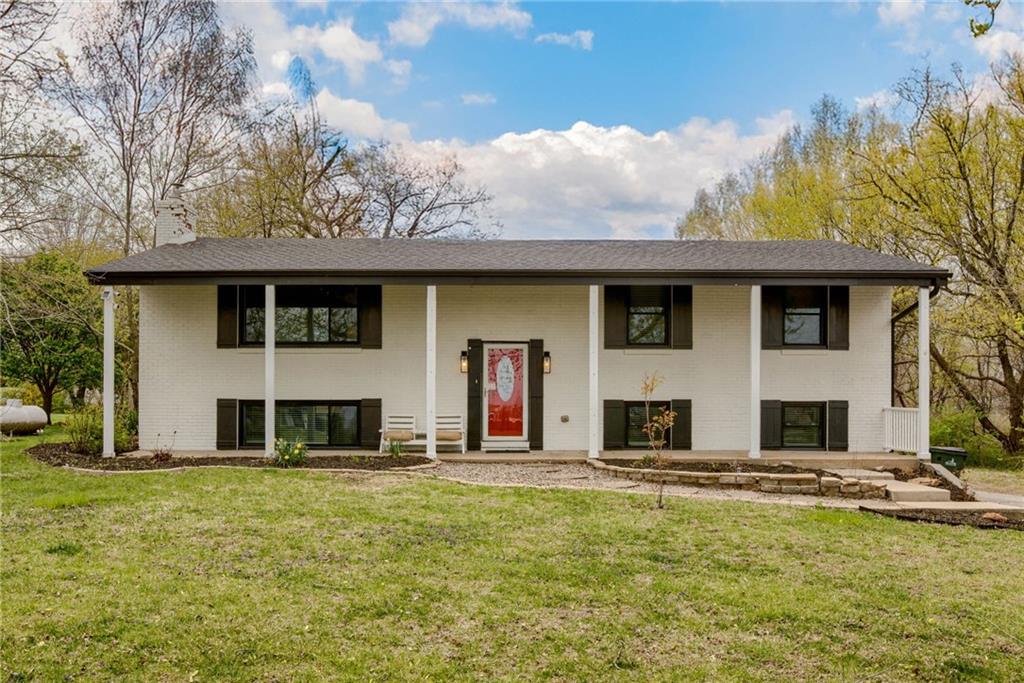 Listing Photo MLS #HMS2542659