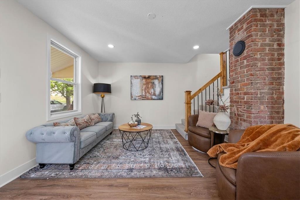 Listing Photo MLS #HMS2543466