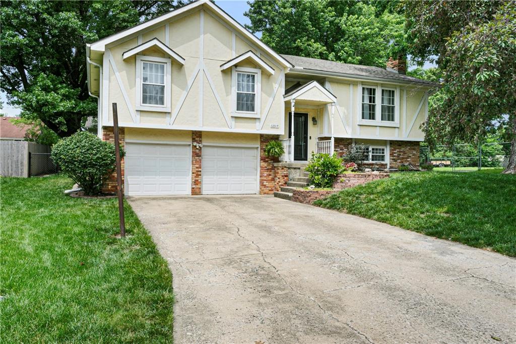 Listing Photo MLS #HMS2544637