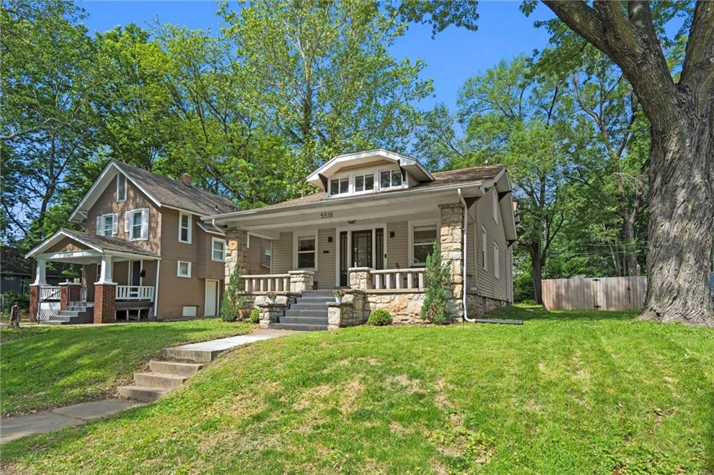 Listing Photo MLS #HMS2544755