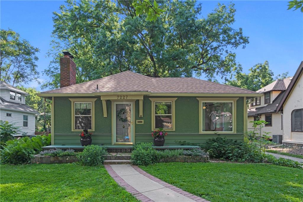 Listing Photo MLS #HMS2544820