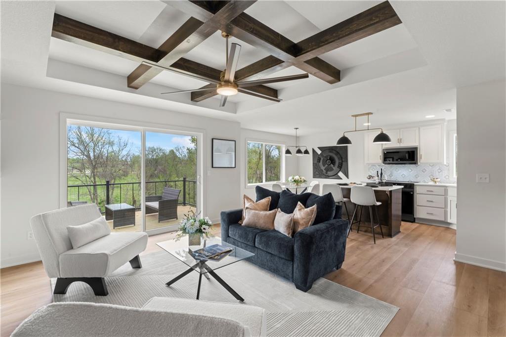 Listing Photo MLS #HMS2545088