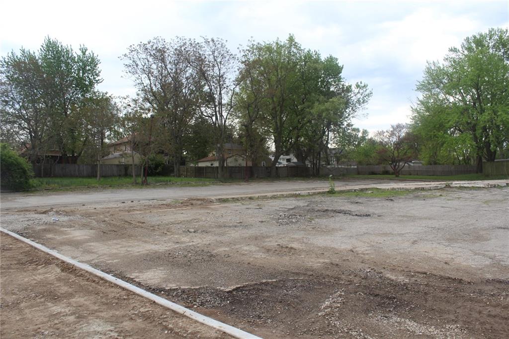 Listing Photo MLS #HMS2545627