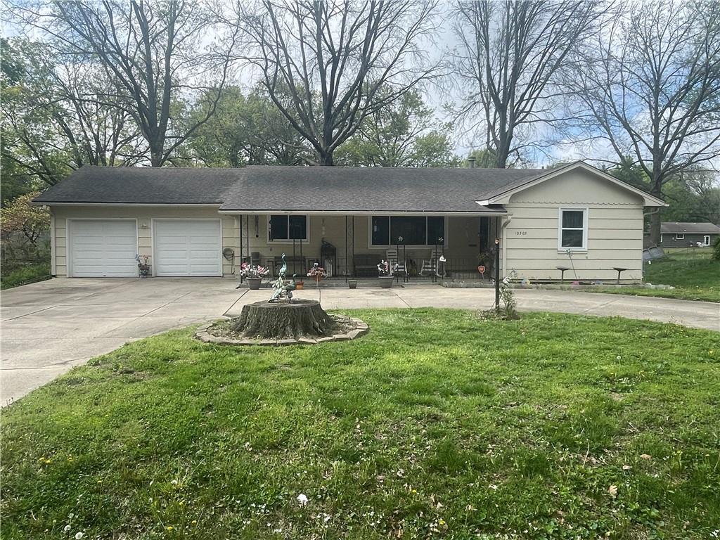 Listing Photo MLS #HMS2545833
