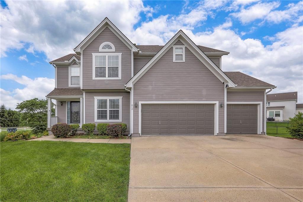 Listing Photo MLS #HMS2545945