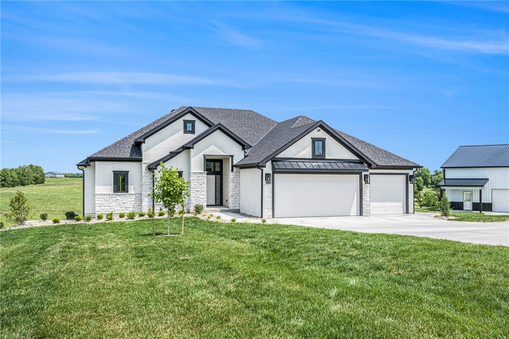 Listing Photo MLS #HMS2546046