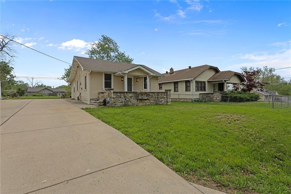 Listing Photo MLS #HMS2546385