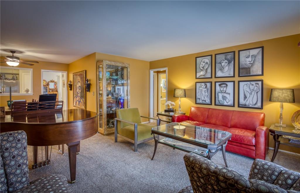 Listing Photo MLS #HMS2546785