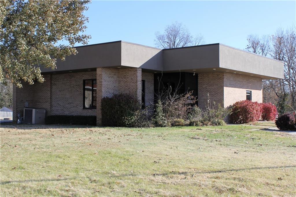 Listing Photo MLS #HMS2546810