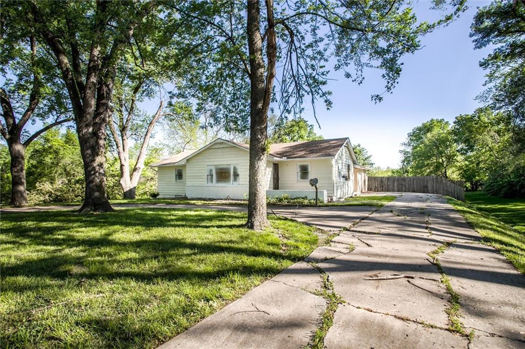 Listing Photo MLS #HMS2547446