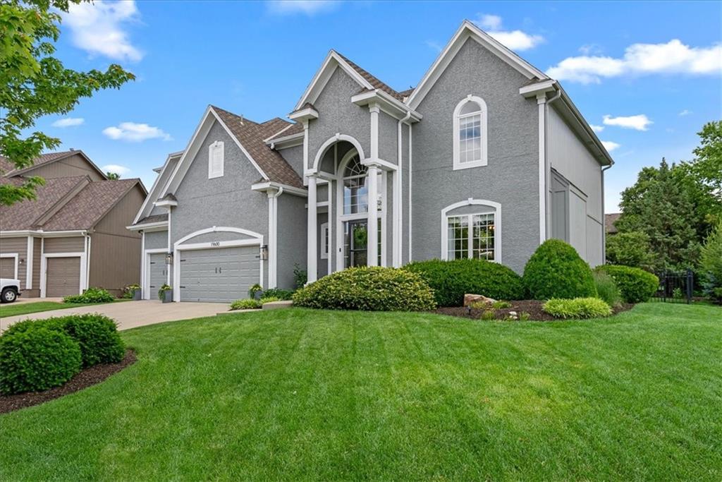 Listing Photo MLS #HMS2548599