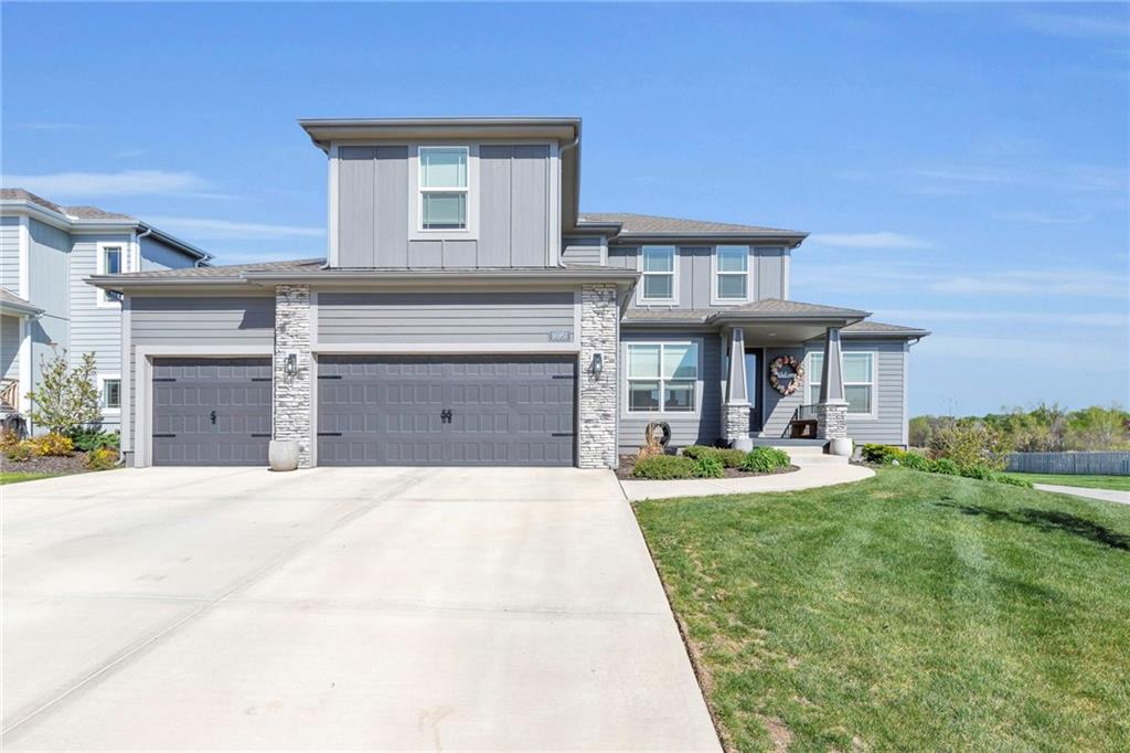 Listing Photo MLS #HMS2548755