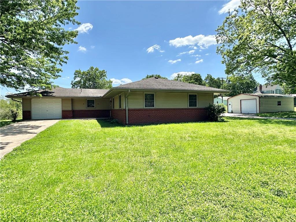 Listing Photo MLS #HMS2548801