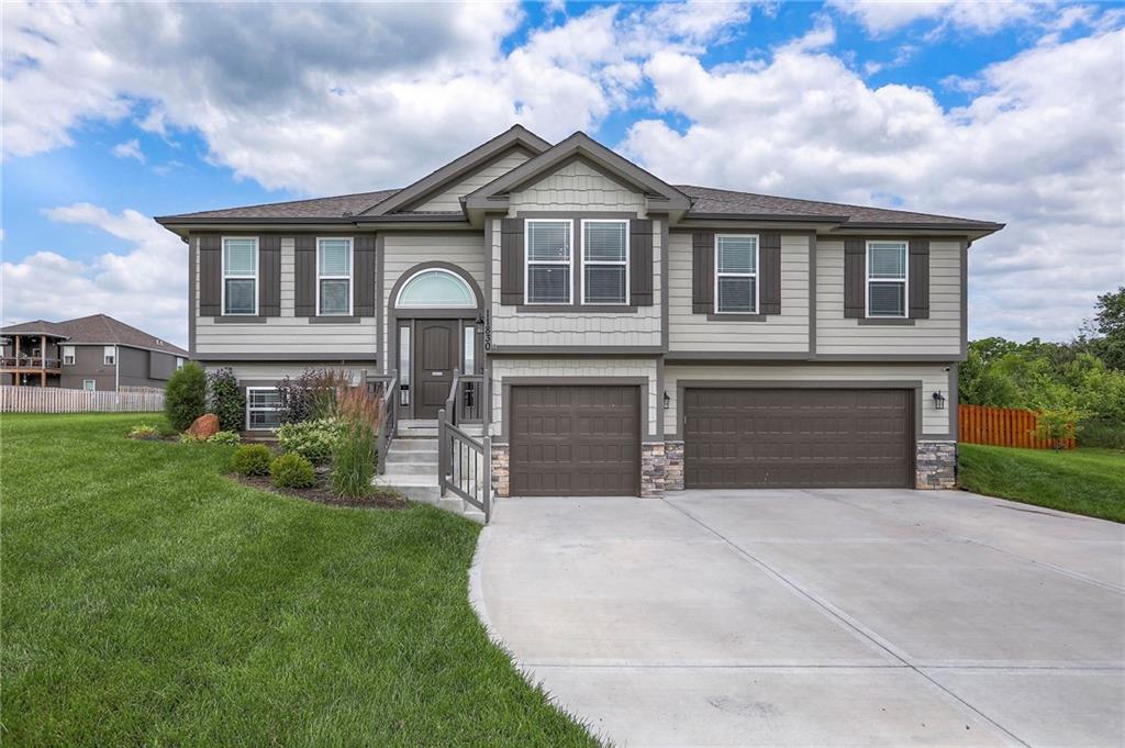 Listing Photo MLS #HMS2548927
