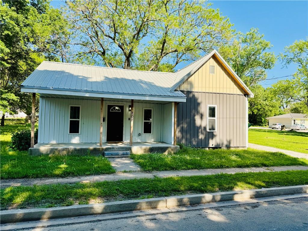 Listing Photo MLS #HMS2548969