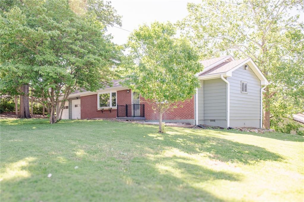 Listing Photo MLS #HMS2548997