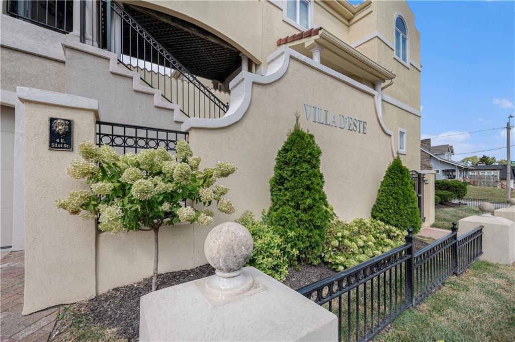 Listing Photo MLS #HMS2549063