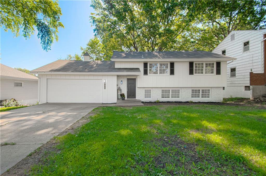 Listing Photo MLS #HMS2549073