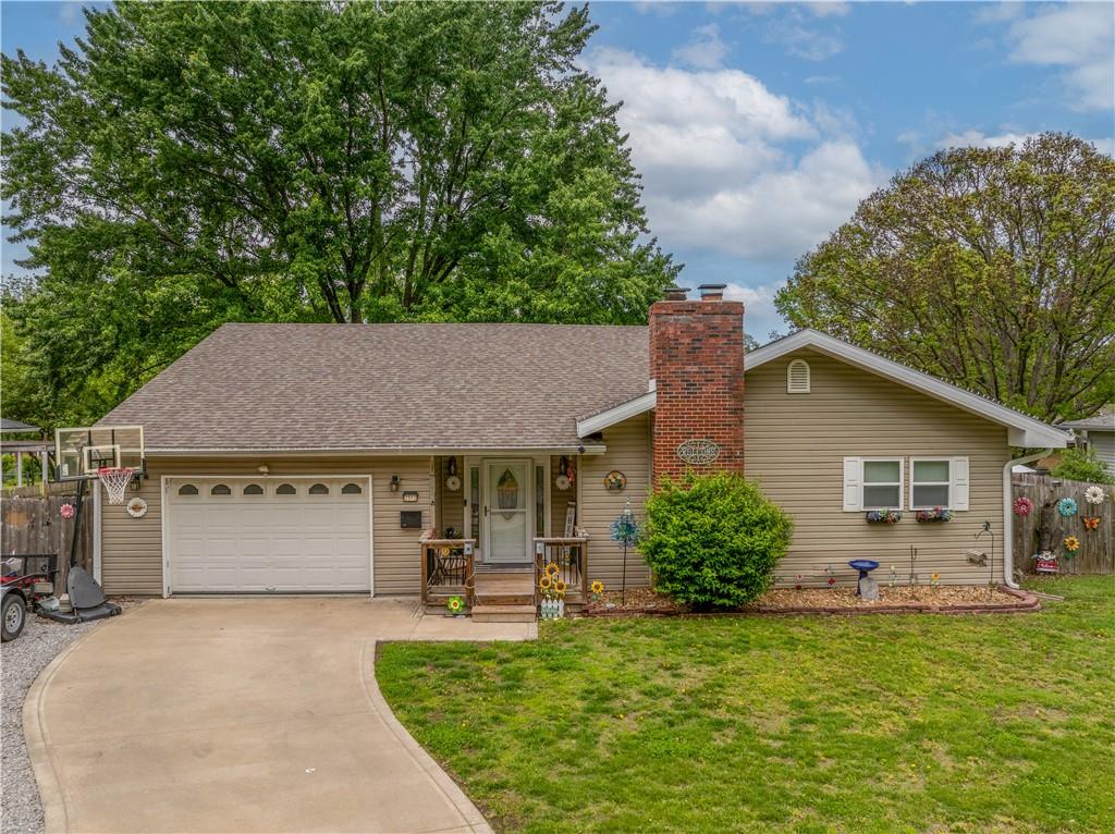 Listing Photo MLS #HMS2549363