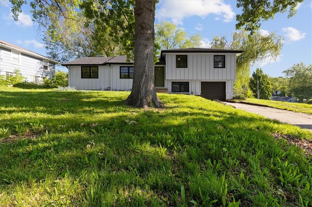 Listing Photo MLS #HMS2549581
