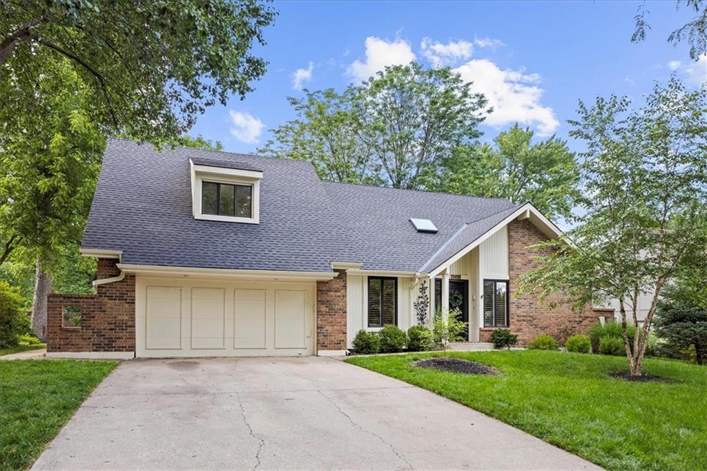 Listing Photo MLS #HMS2549594