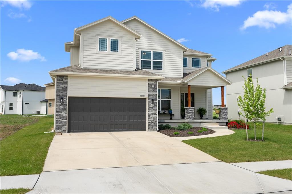 Listing Photo MLS #HMS2549597