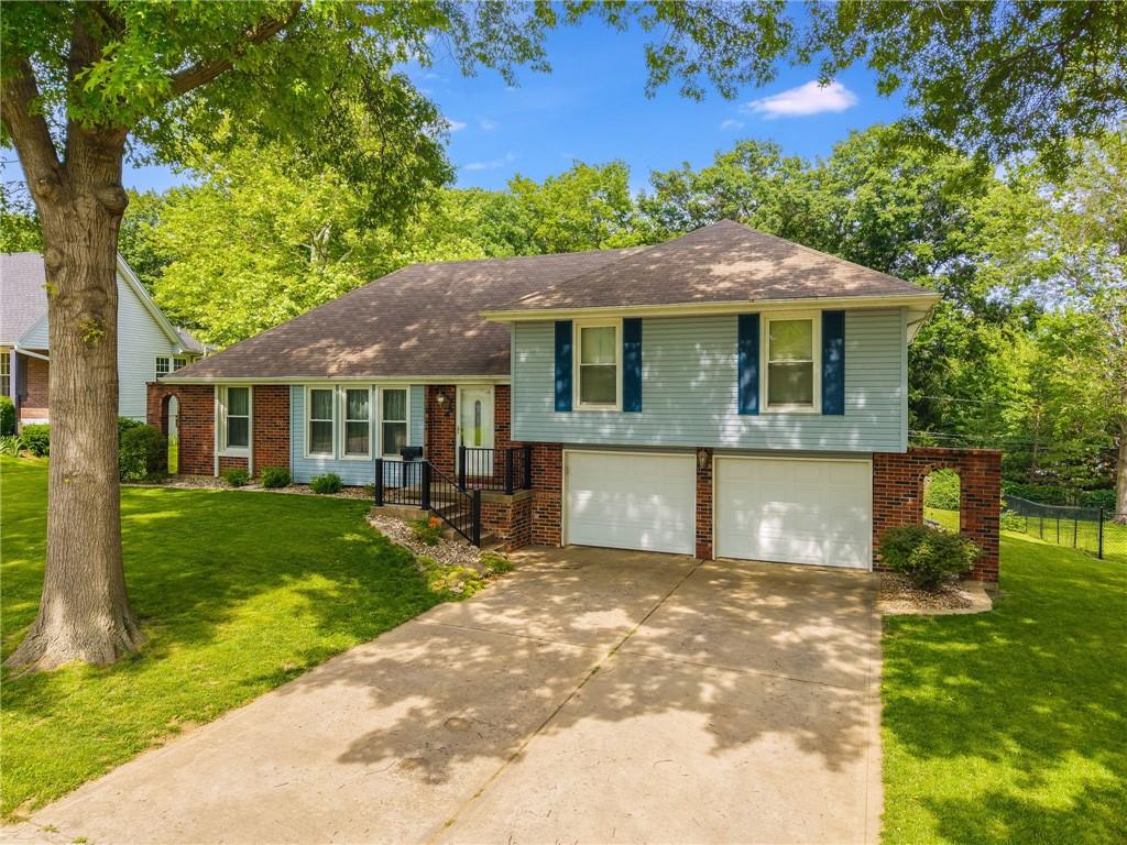 Listing Photo MLS #HMS2549875