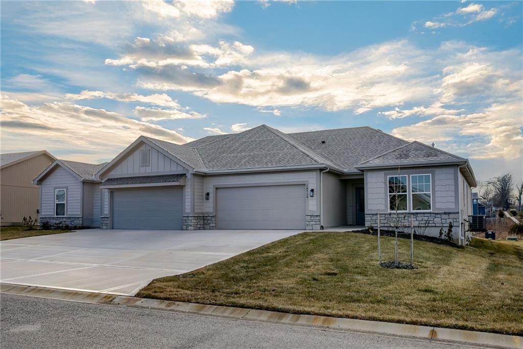 Listing Photo MLS #HMS2550224