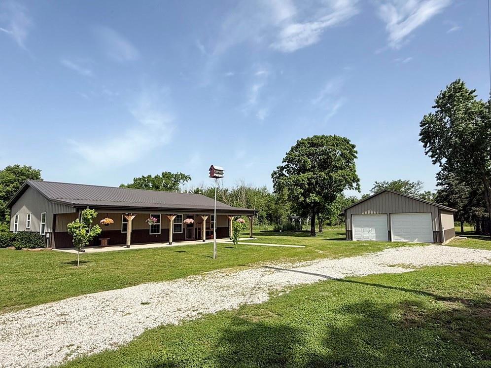 Listing Photo MLS #HMS2550300
