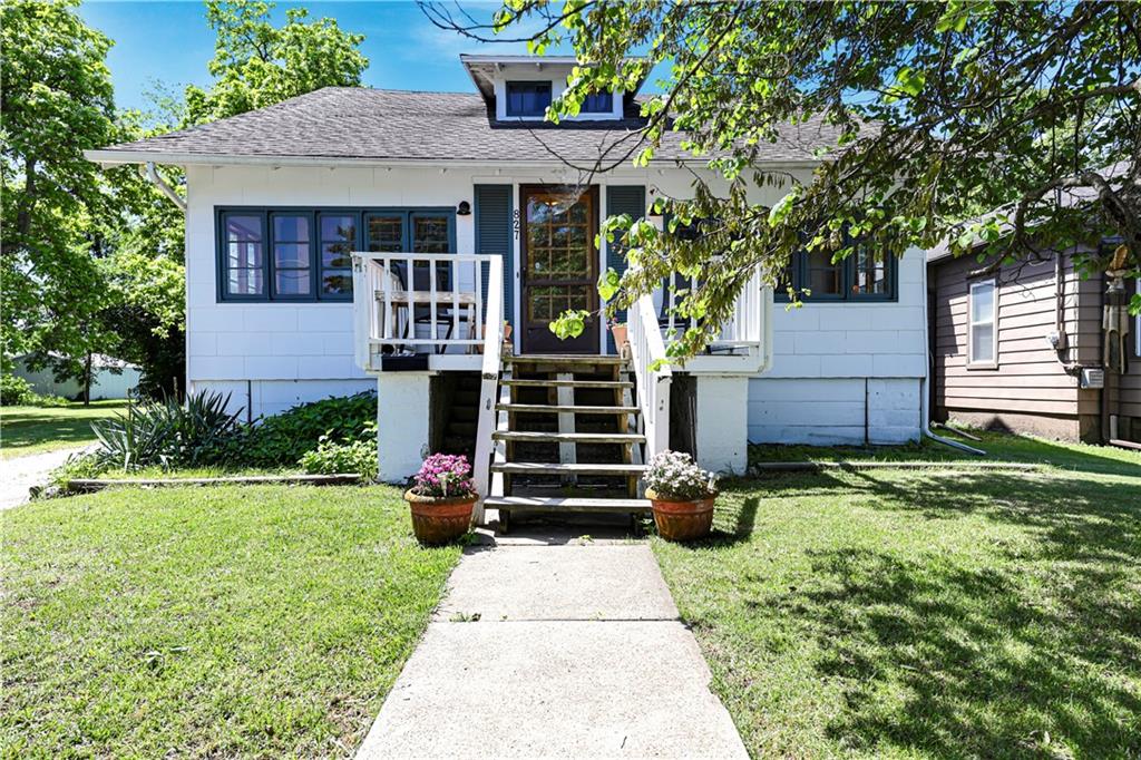 Listing Photo MLS #HMS2550301