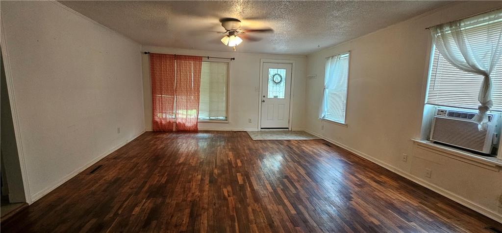 Listing Photo MLS #HMS2550469