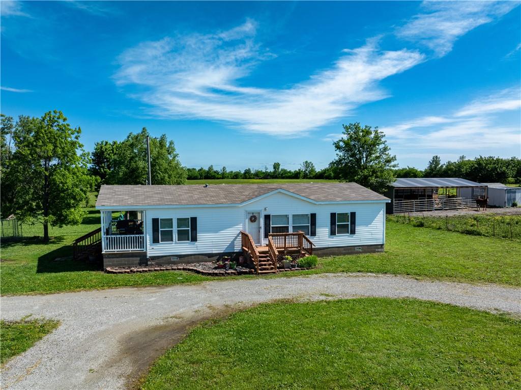 Listing Photo MLS #HMS2551041