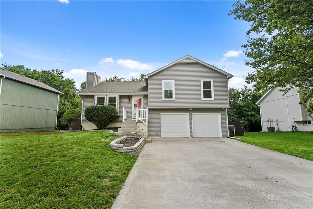 Listing Photo MLS #HMS2551119