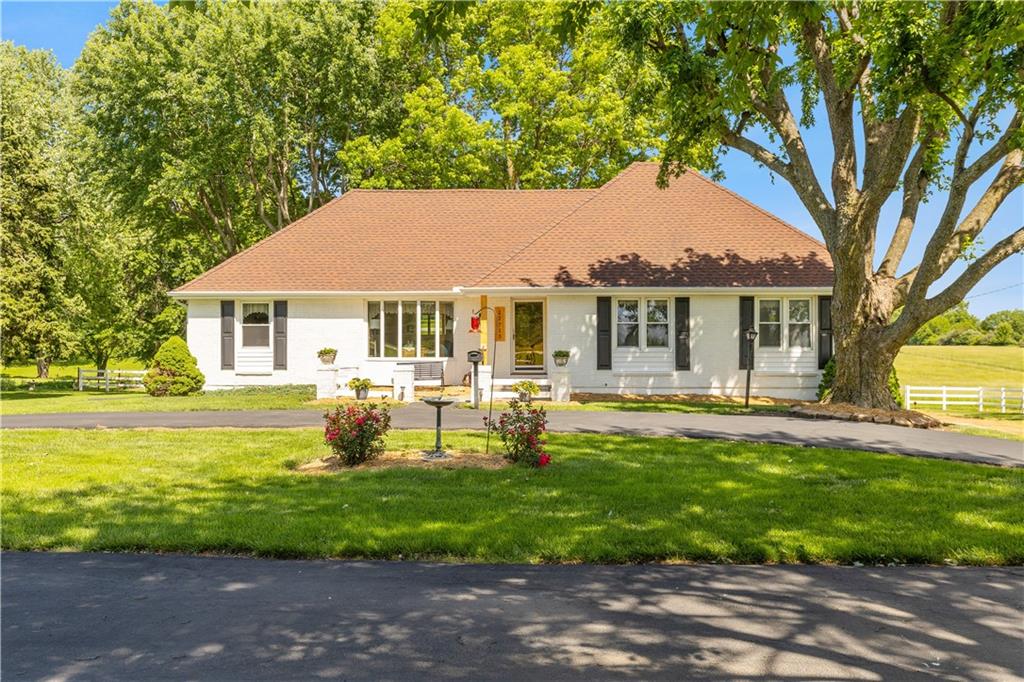 Listing Photo MLS #HMS2551423