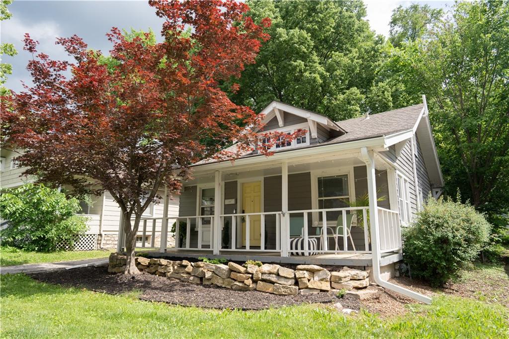 Listing Photo MLS #HMS2551669