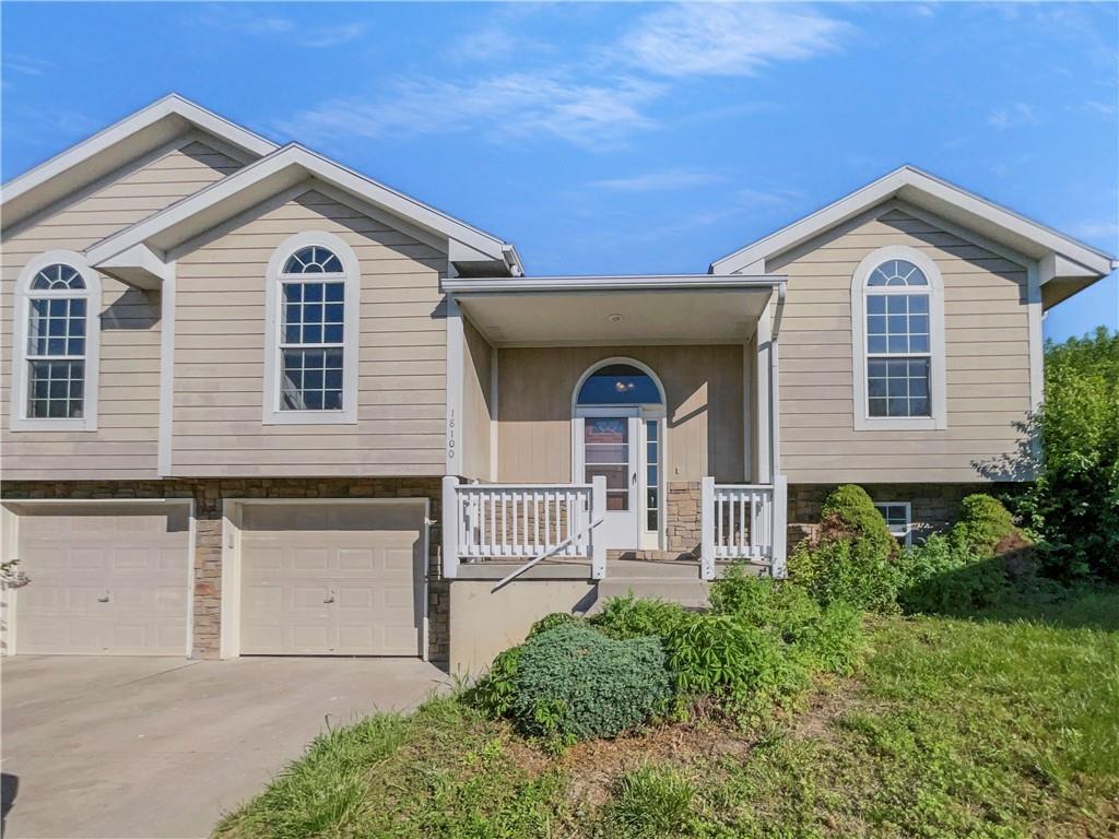 Listing Photo MLS #HMS2552024