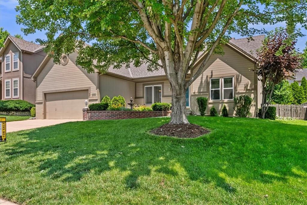 Listing Photo MLS #HMS2552225