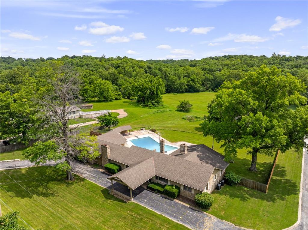 Listing Photo MLS #HMS2552463