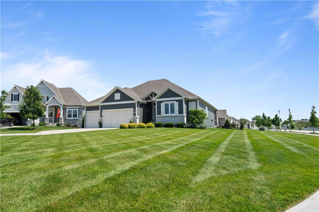 Listing Photo MLS #HMS2552525