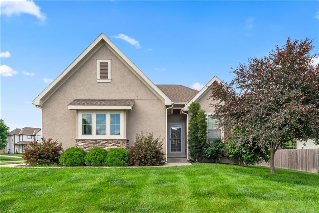 Listing Photo MLS #HMS2552640