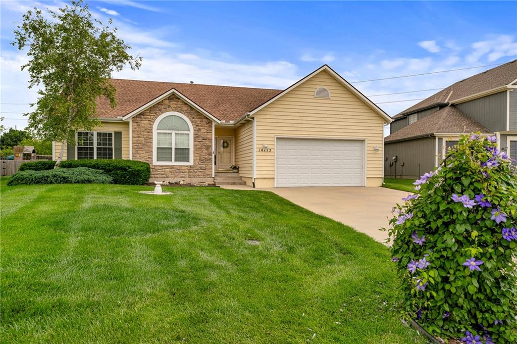 Listing Photo MLS #HMS2552668
