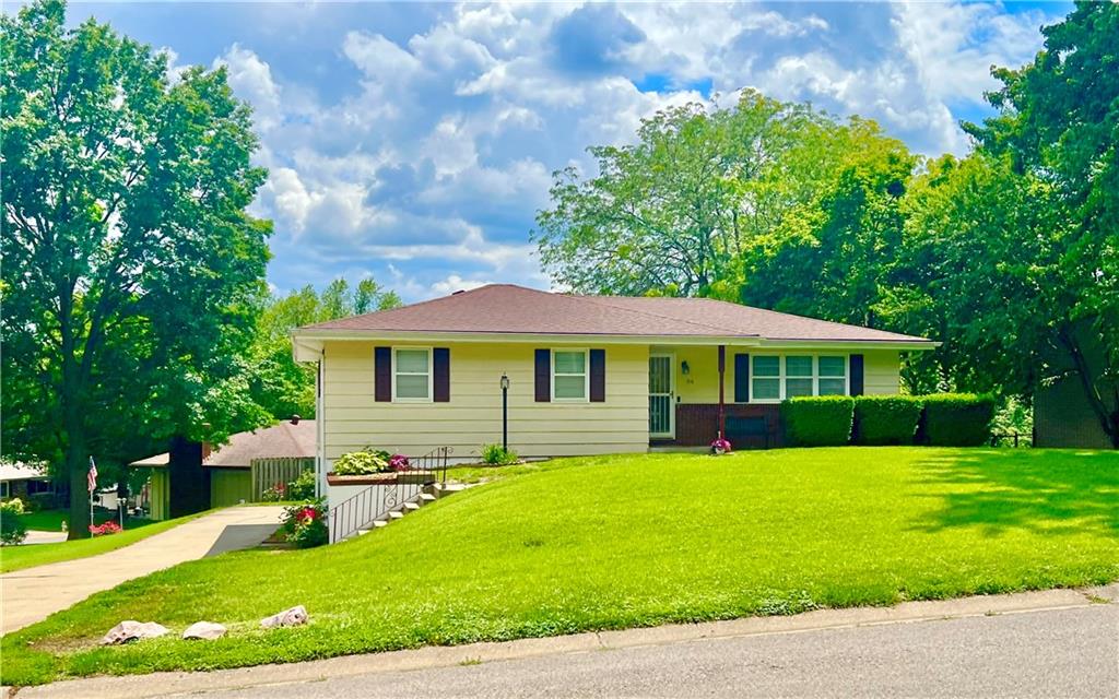 Listing Photo MLS #HMS2552835