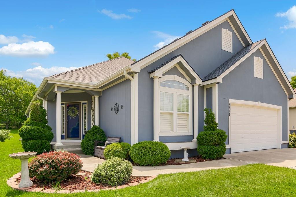 Listing Photo MLS #HMS2553238