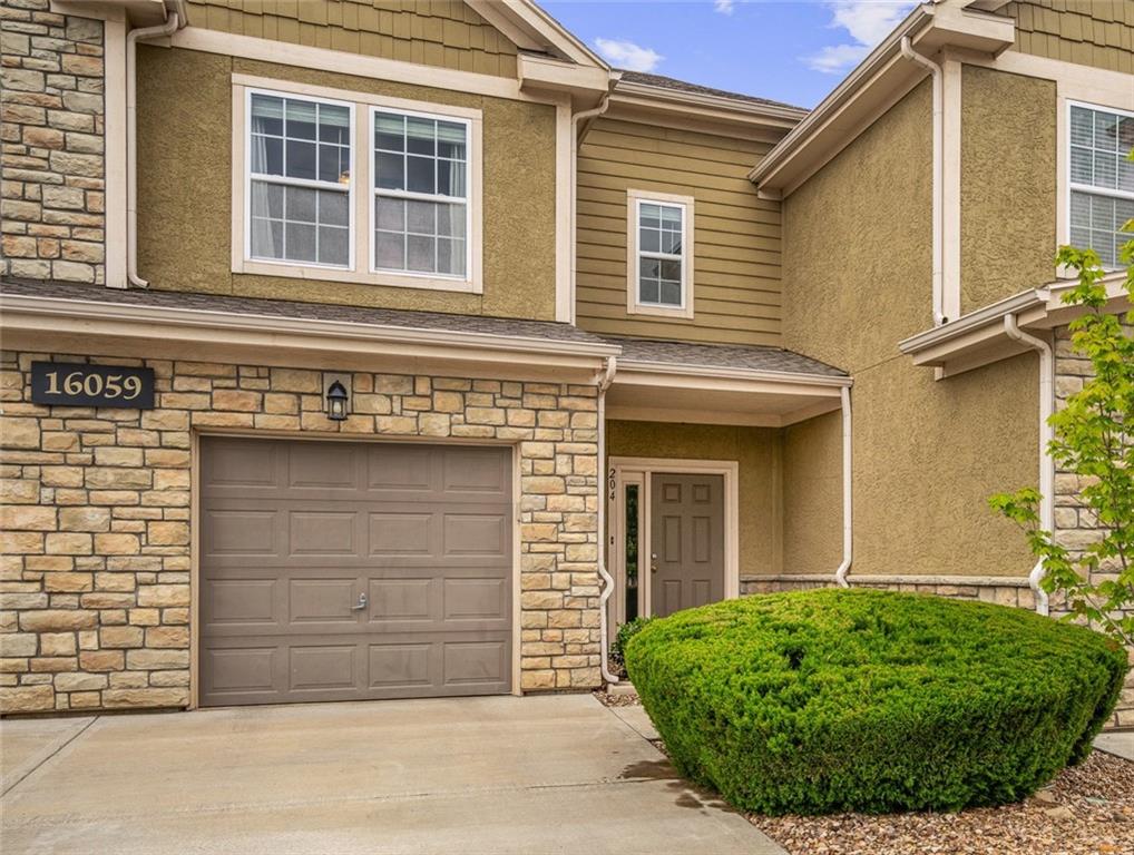 Listing Photo MLS #HMS2553321