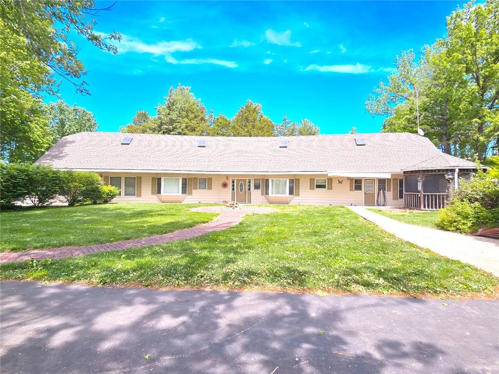 Listing Photo MLS #HMS2553349