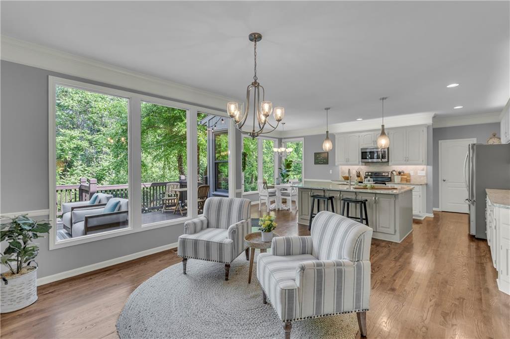 Listing Photo MLS #HMS2553409